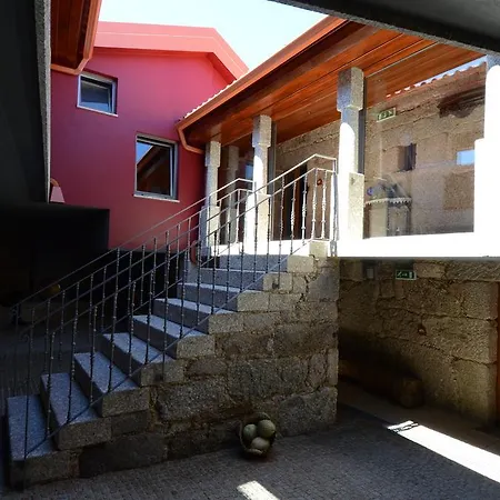 Alojamento de Turismo Rural Casa Da Choqueira *